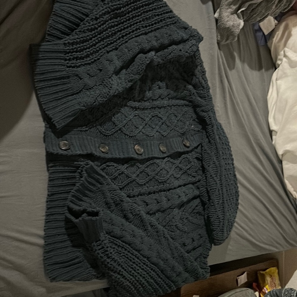 american eagle dark blue hooded sweater never been worn